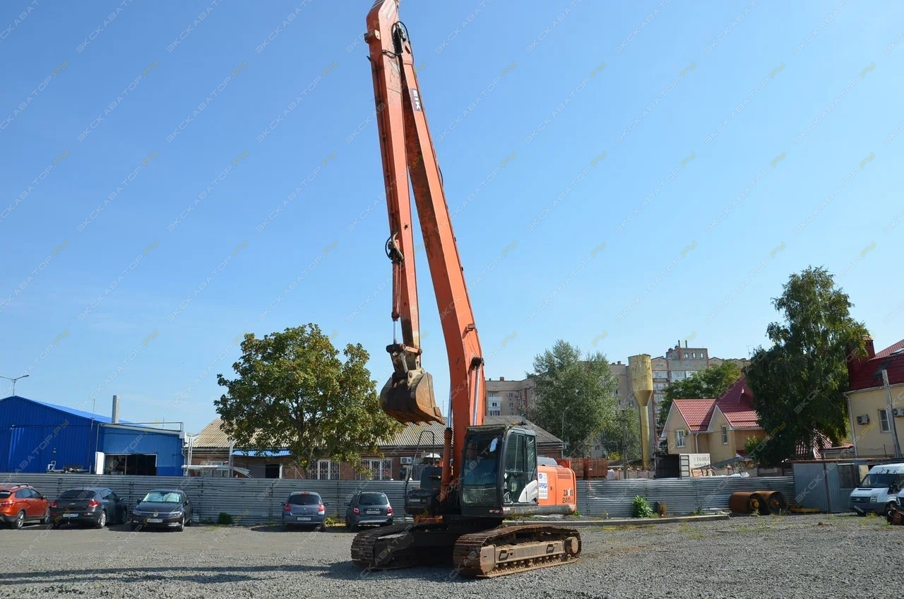 Hitachi ZX240-5G [4]