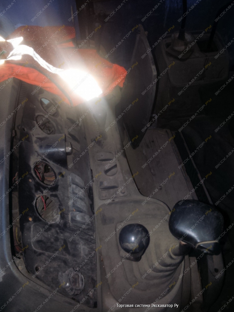 Продаю кабину CAT 428 D 0220 180736