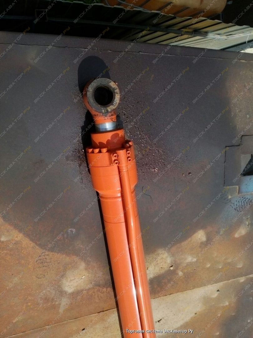Цилиндр Рукояти HITACHI ZX210G 1001 163206
