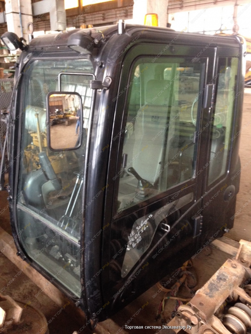 Бу запчасти от экскаватора caterpillar 320D L 1027 132710