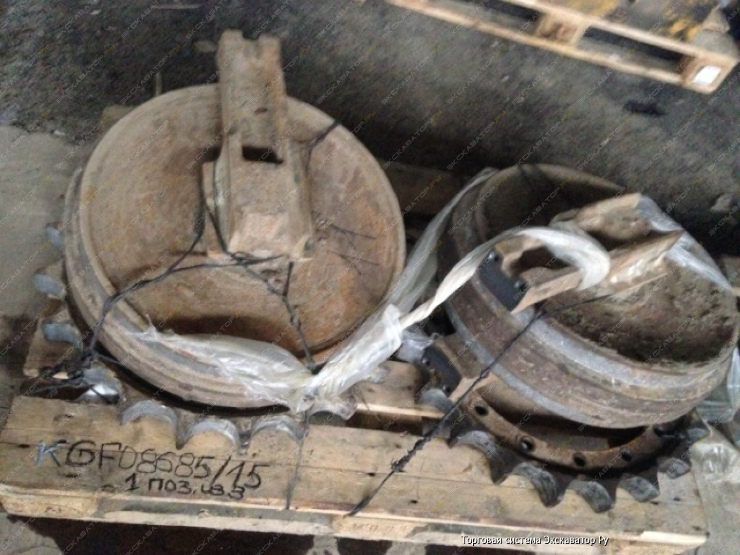 Бу запчасти от экскаватора caterpillar 320D L 1027 134211