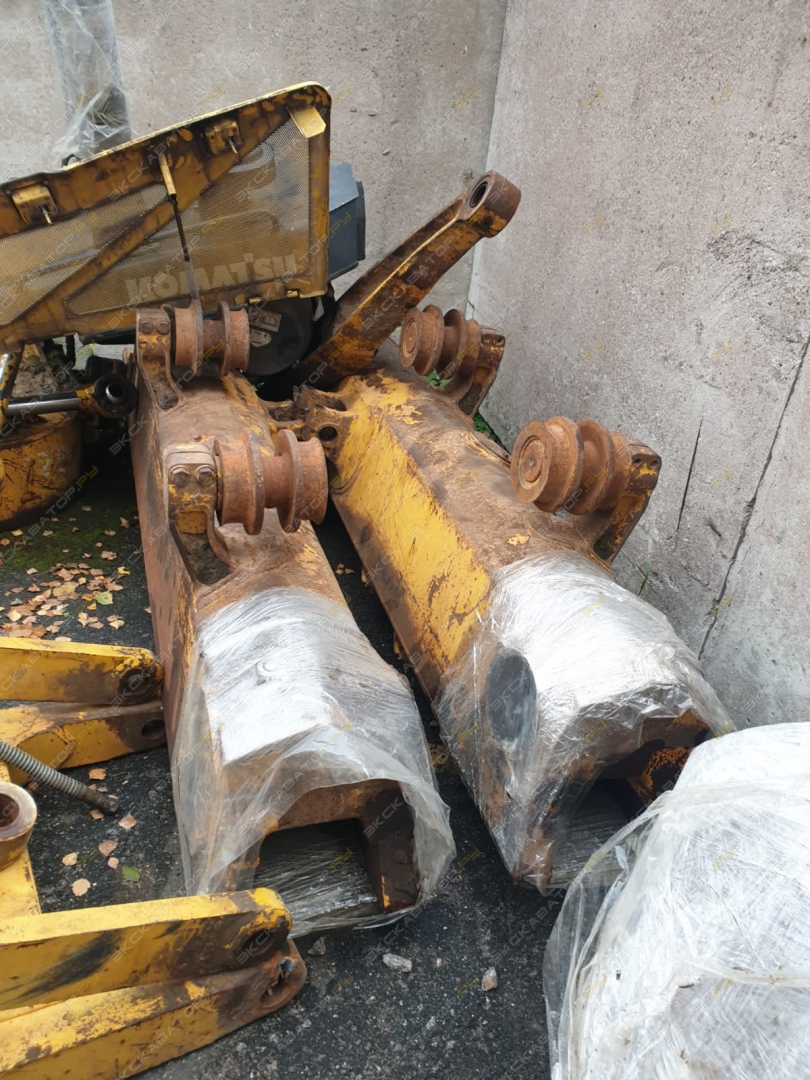 Телега тескопическая Komatsu D65EX-16 14x-30-51211, 14x-30-51221 [1]