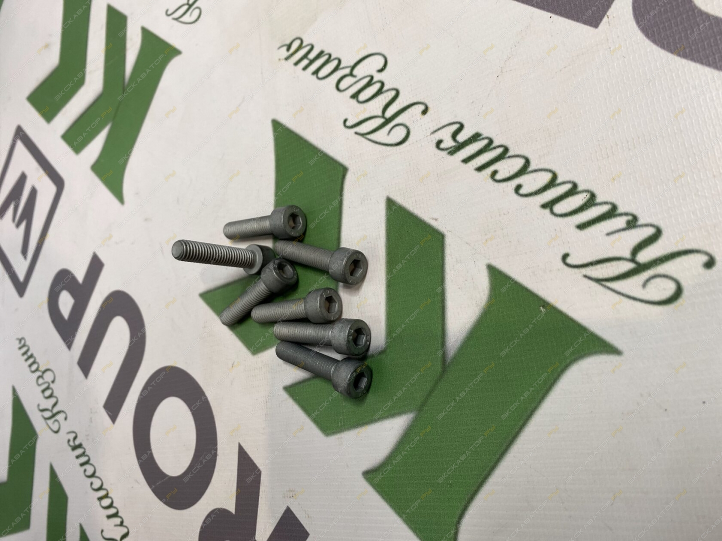 Болт Vogele [0]