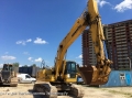 Komatsu PC220-8 [1]