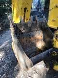 Komatsu WB93R [3]