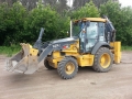 John Deere 325J [1]