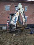 Terex TLB825 [5]