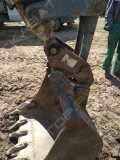Terex TLB825 [6]