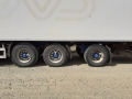 Volvo VNL [13]