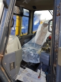 Komatsu D65E-12 [7]