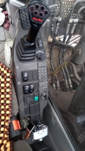 EC220DL [2]