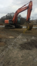 Hitachi ZX240-3 [1]