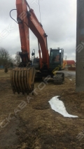 Hitachi ZX240-3 [4]