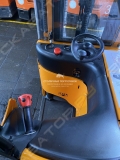  [9]