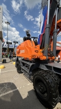 UMG E230WH [2]