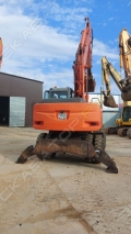 Hitachi ZX160W [2]