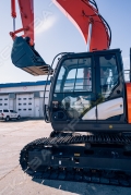Hitachi ZX210 [11]
