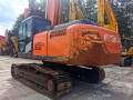 Hitachi ZX240-5G [2]