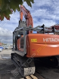 Hitachi ZX225LC [6]