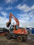 Hitachi ZX160W [3]