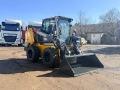 LiuGong CLG385B [2]