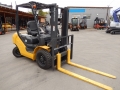 Komatsu FD25T-17 [1]
