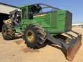 John Deere 748L [19]