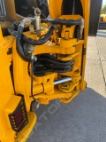 JCB 4CX [28]