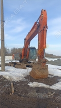 Hitachi ZX240-3G [2]