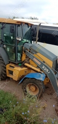 John Deere 325J [3]