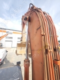 Hitachi ZX330-5A [8]