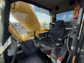 Komatsu PC220-8 [9]