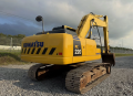 Komatsu PC220-8 [2]