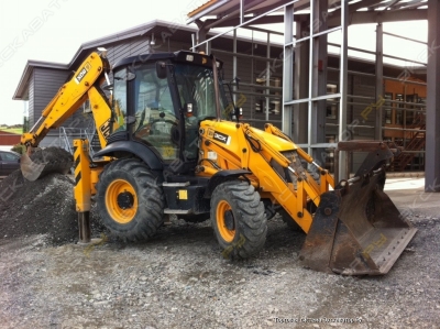 JCB 3CX 02-24 10:15:04
