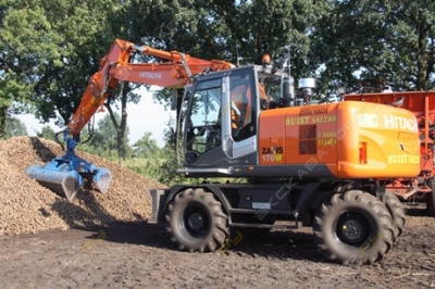 Hitachi ZX170W-3 [1]