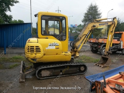 Komatsu PC35R [1]