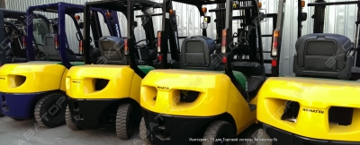 Komatsu FD25T-17 [2]