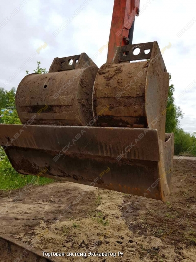 Hitachi ZAXIS 135US [2]