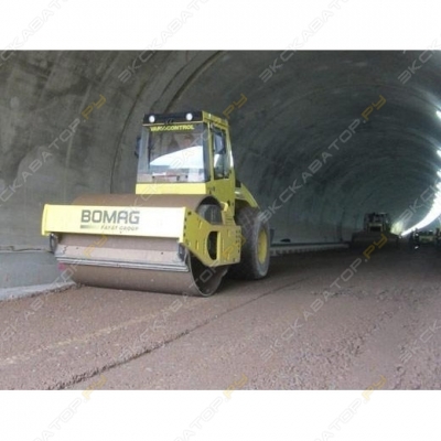 Bomag BW 213 D-4 [2]