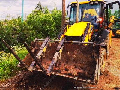 JCB 3CX [4]