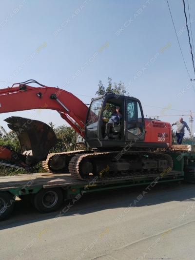 Hitachi ZAXIS 200LC-3 [1]