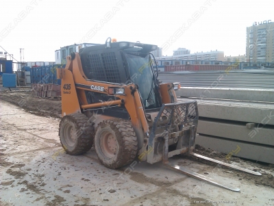 Case SR220 [3]