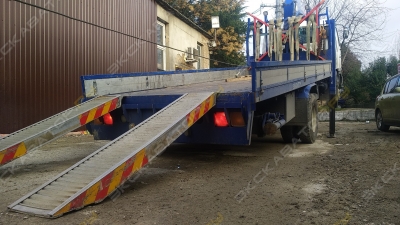 Cargo Crane [2]