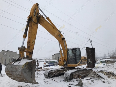 JCB JS 260LC [1]