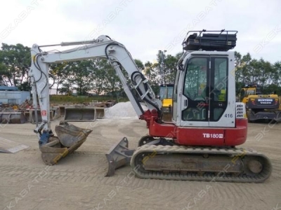 Takeuchi TB180FR [2]
