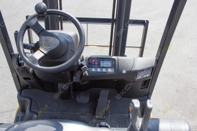 Komatsu FB15-12 [4]