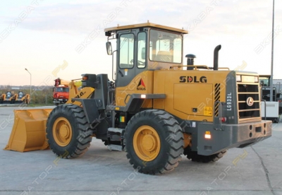 SDLG LG933L [2]