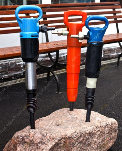 Airman PDS130S-W [4]