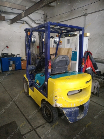 Komatsu FD18T-21 [1]