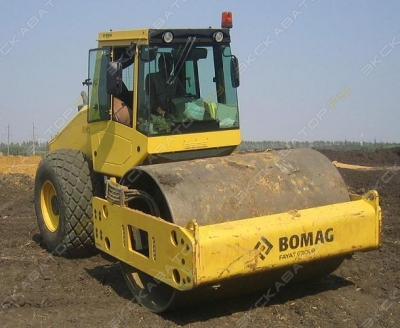 Bomag BW 213 D-4 [0]